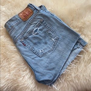Levi’s 501 cut off shorts